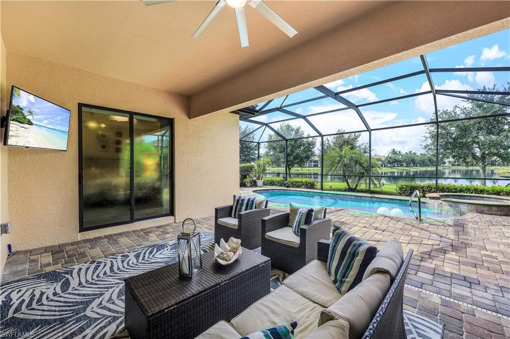 2963 Aviamar Cir, Naples, FL 34114-31