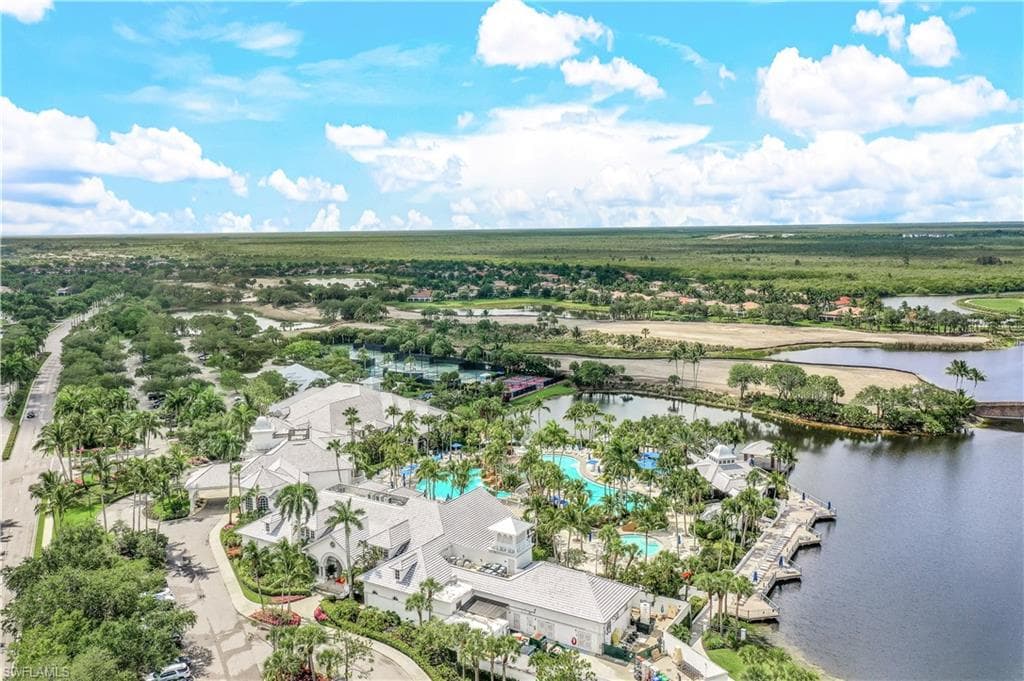 2963 Aviamar Cir, Naples, FL 34114-38