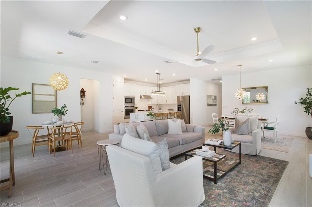 1794 Terreno Blvd, Naples, FL 34120-11