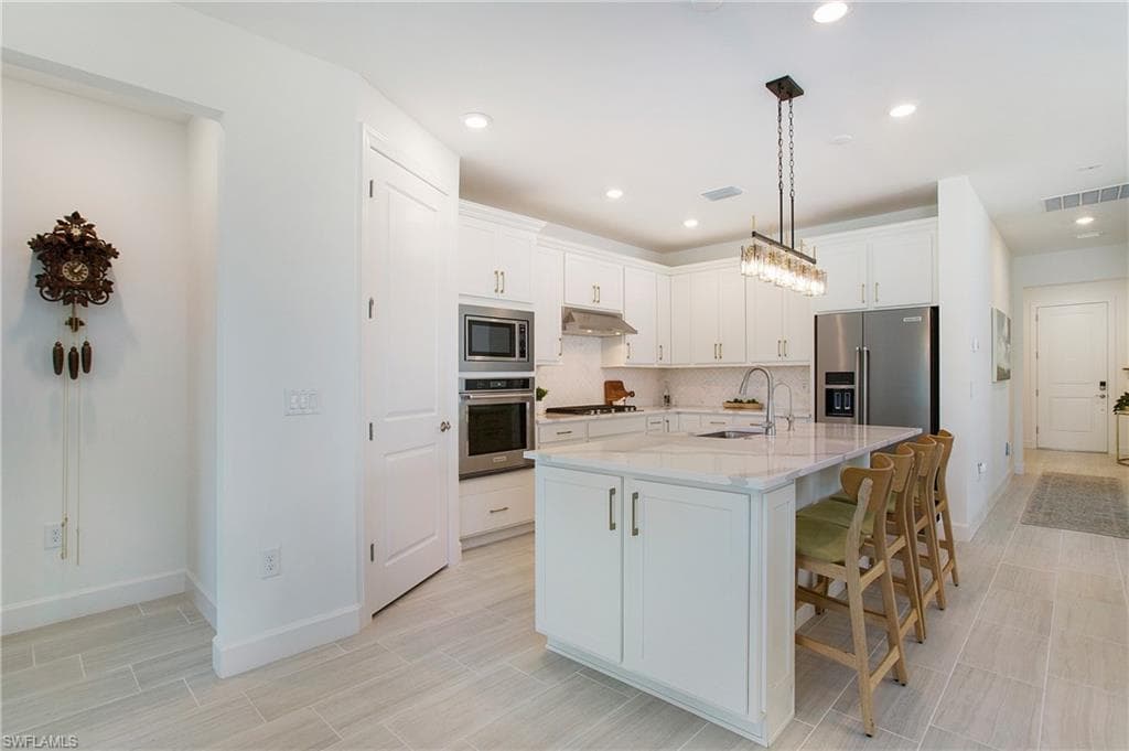 1794 Terreno Blvd, Naples, FL 34120-16
