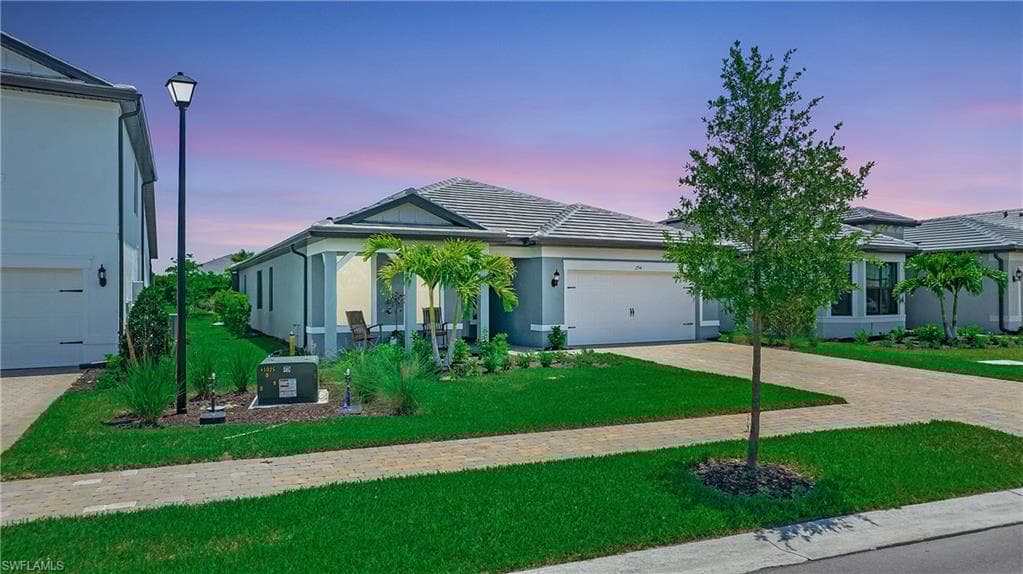 1794 Terreno Blvd, Naples, FL 34120-47