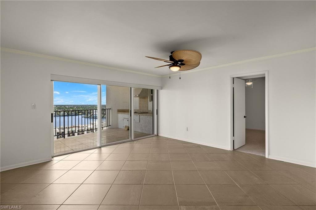 3951 Gulf Shore Blvd N Ph 2c, Naples, FL 34103-9