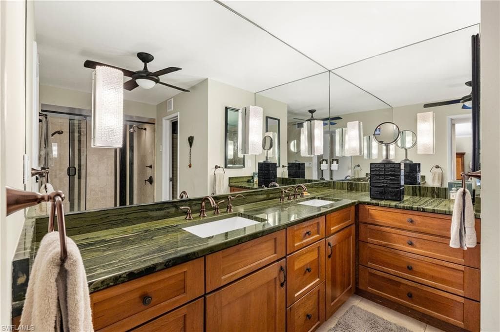 3951 Gulf Shore Blvd N Ph 2c, Naples, FL 34103-11