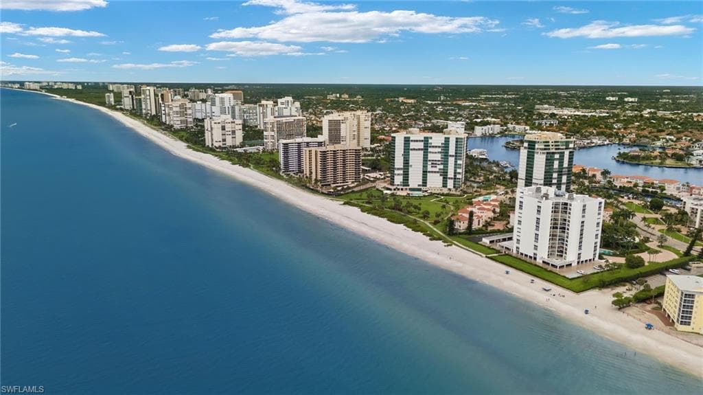 3951 Gulf Shore Blvd N Ph 2c, Naples, FL 34103-21