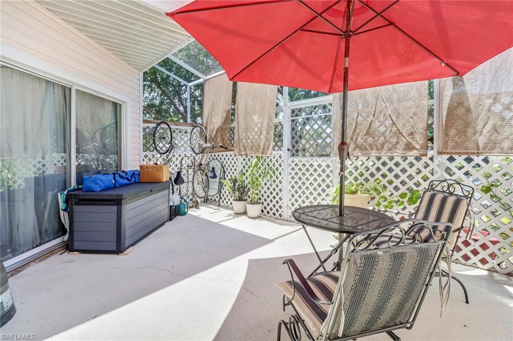 4281 22nd Ave SW 80, Naples, FL 34116-20