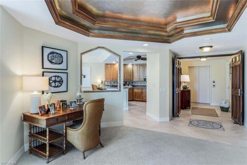295 Grande Way T-05, Naples, FL 34110-13