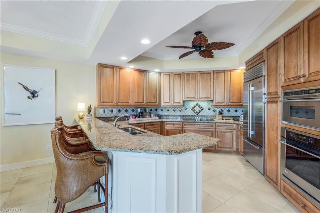295 Grande Way T-05, Naples, FL 34110-14