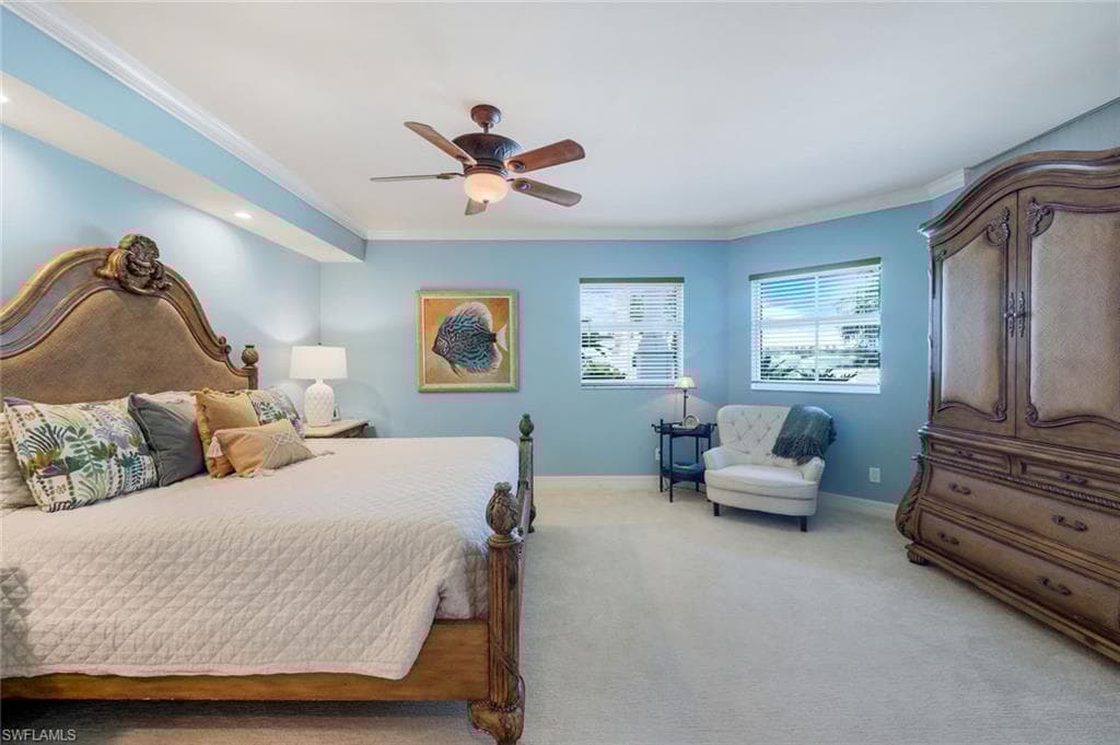 295 Grande Way T-05, Naples, FL 34110-23