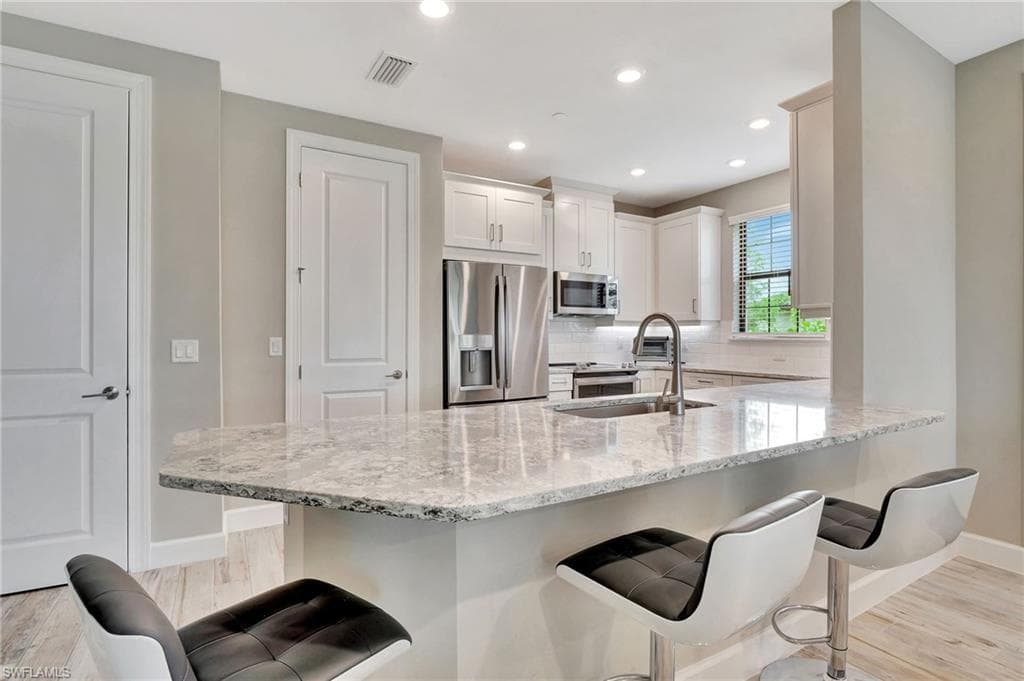 15248 Zeno Way 101, Naples, FL 34114-14