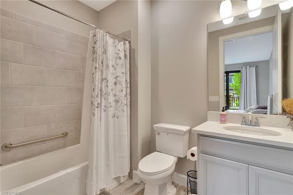 15248 Zeno Way 101, Naples, FL 34114-23
