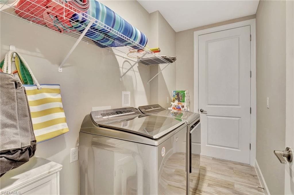 15248 Zeno Way 101, Naples, FL 34114-29