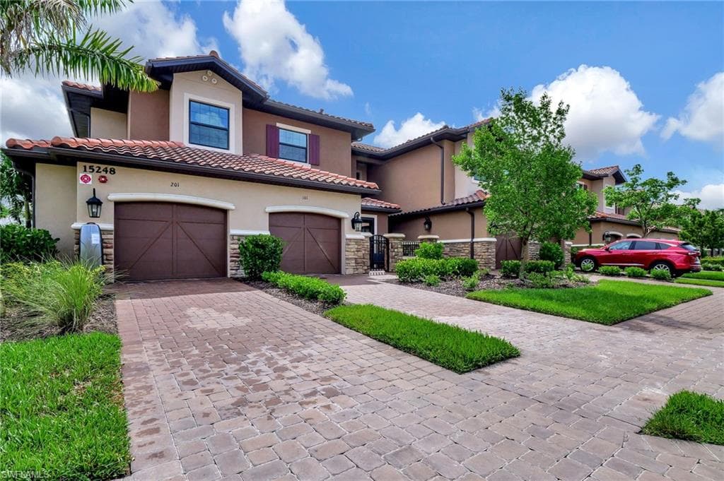 15248 Zeno Way 101, Naples, FL 34114-3