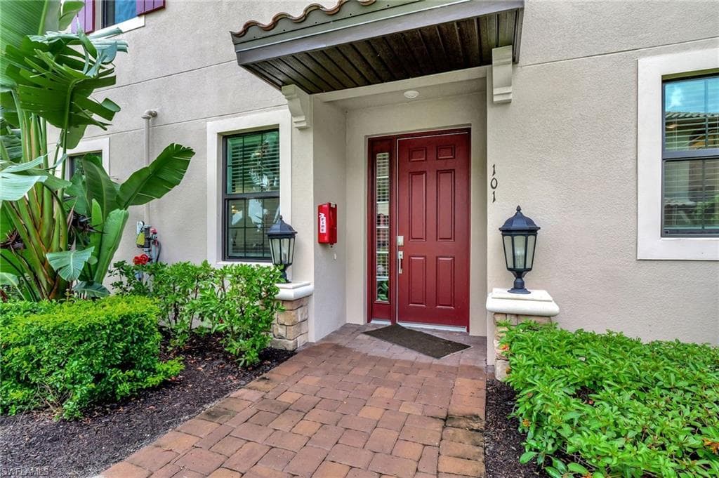 15248 Zeno Way 101, Naples, FL 34114-4