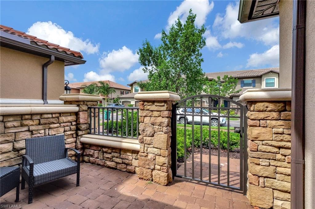 15248 Zeno Way 101, Naples, FL 34114-5