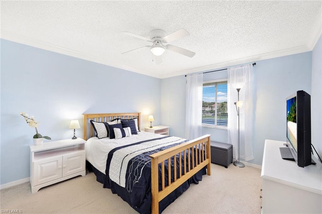 192 Furse Lakes Cir H11, Naples, FL 34104-16