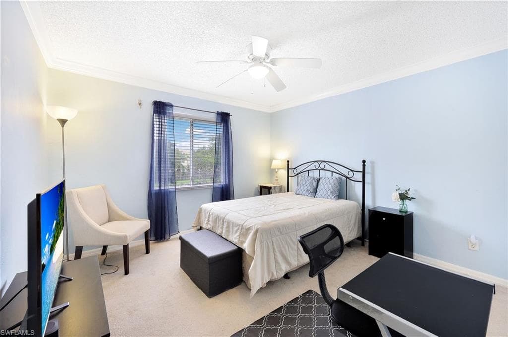 192 Furse Lakes Cir H11, Naples, FL 34104-18