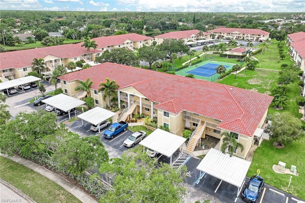 192 Furse Lakes Cir H11, Naples, FL 34104-3