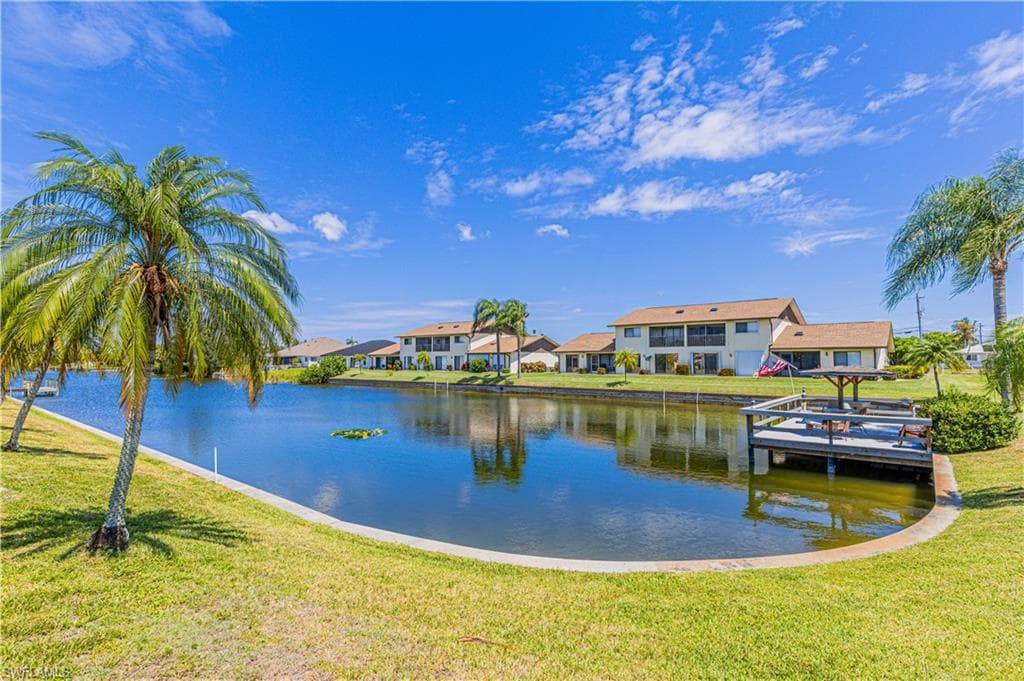621 15th St 116, Cape Coral, FL 33990-10