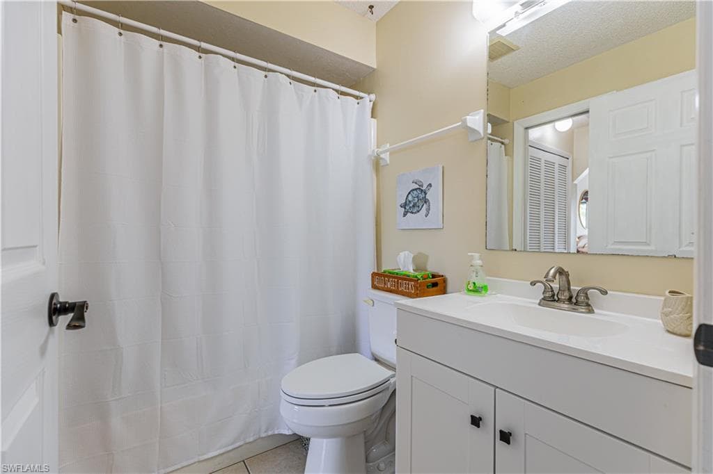 621 15th St 116, Cape Coral, FL 33990-28
