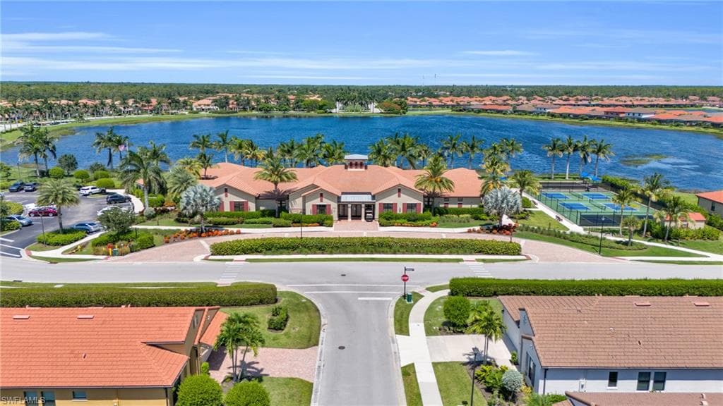 1178 Genovesa Ct 10, Naples, FL 34113-4