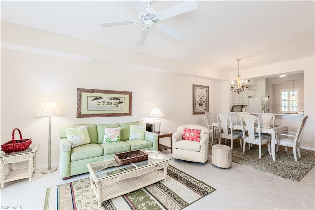 4010 Loblolly Bay Dr 204, Naples, FL 34114-3