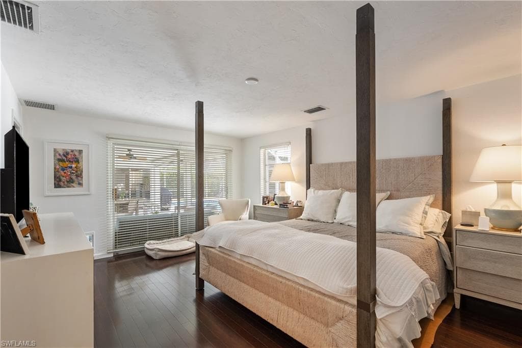 626 Regatta Rd, Naples, FL 34103-15