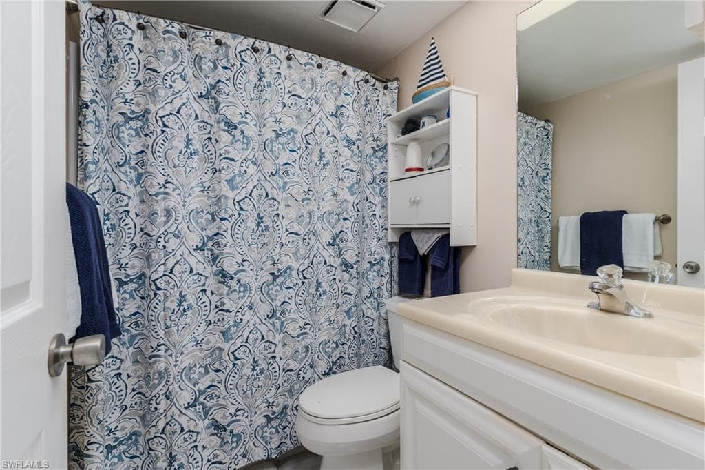 1024 Manatee Rd C202, Naples, FL 34114-22