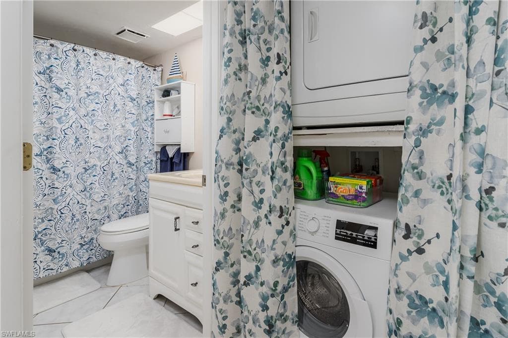 1024 Manatee Rd C202, Naples, FL 34114-23