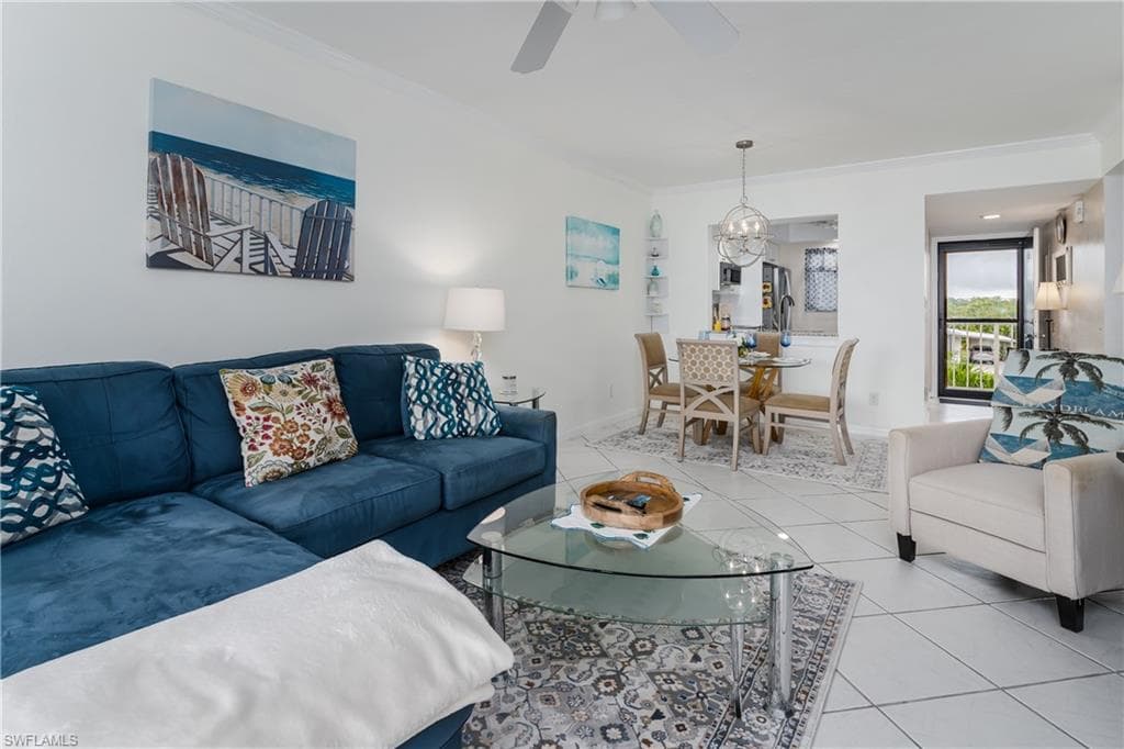 1024 Manatee Rd C202, Naples, FL 34114-7