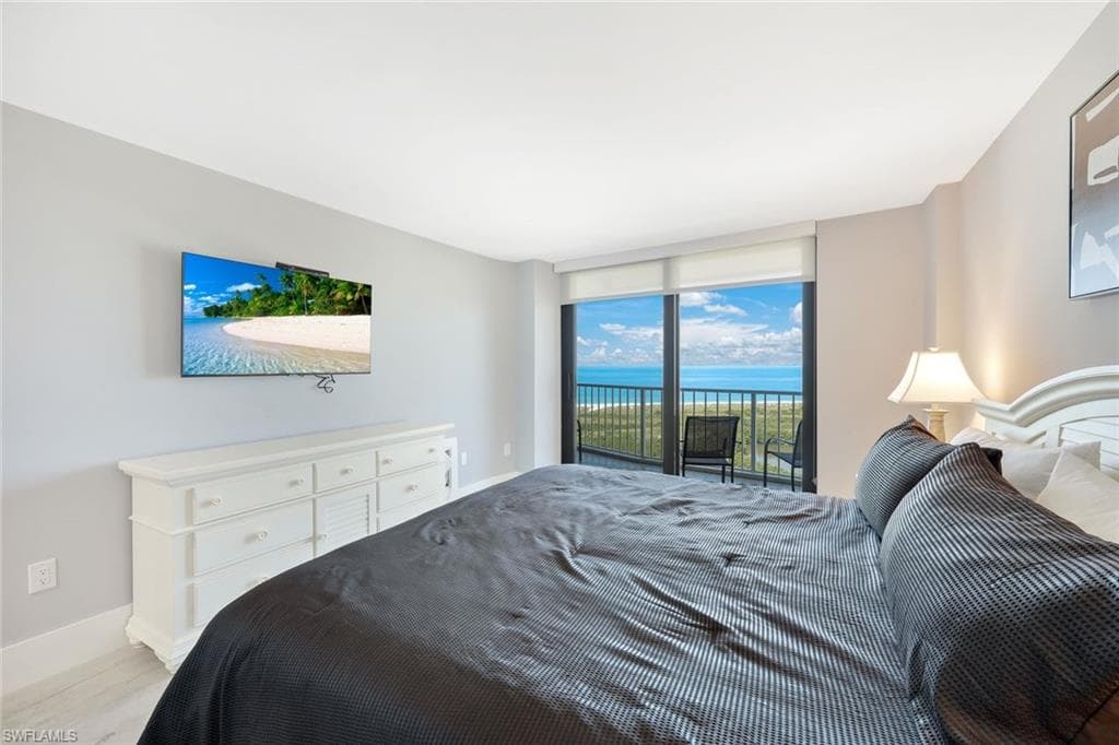 320 Seaview Ct 1801, Marco Island, FL 34145-16