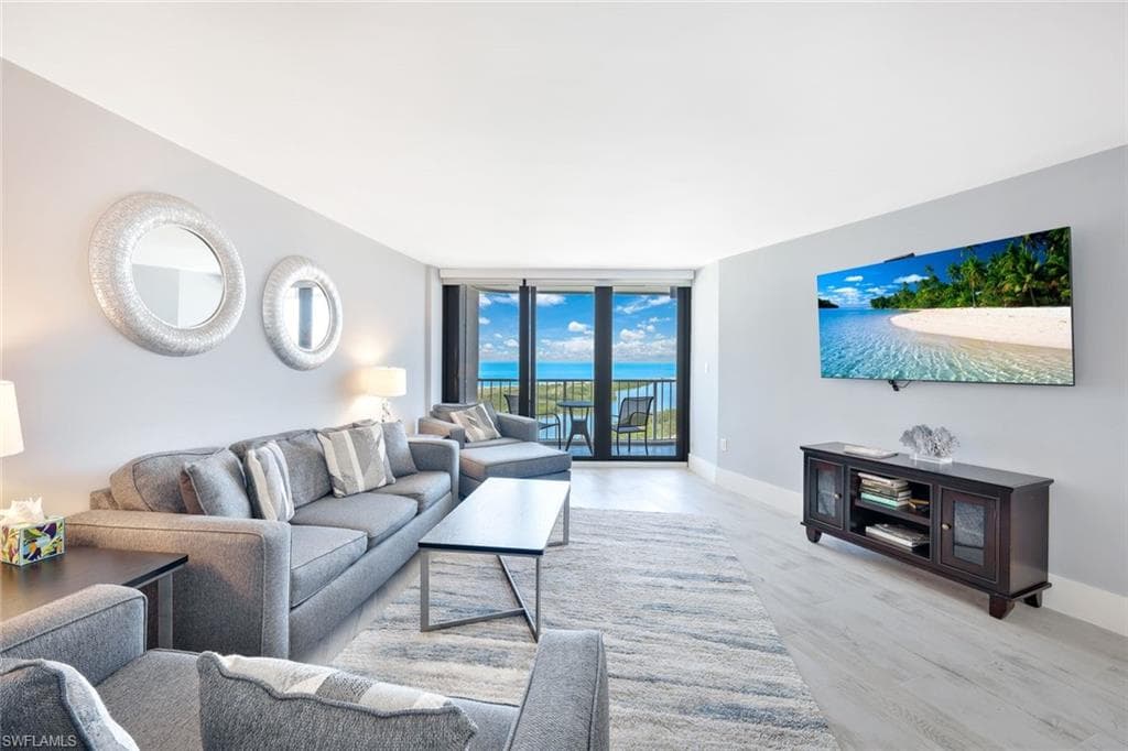 320 Seaview Ct 1801, Marco Island, FL 34145-5