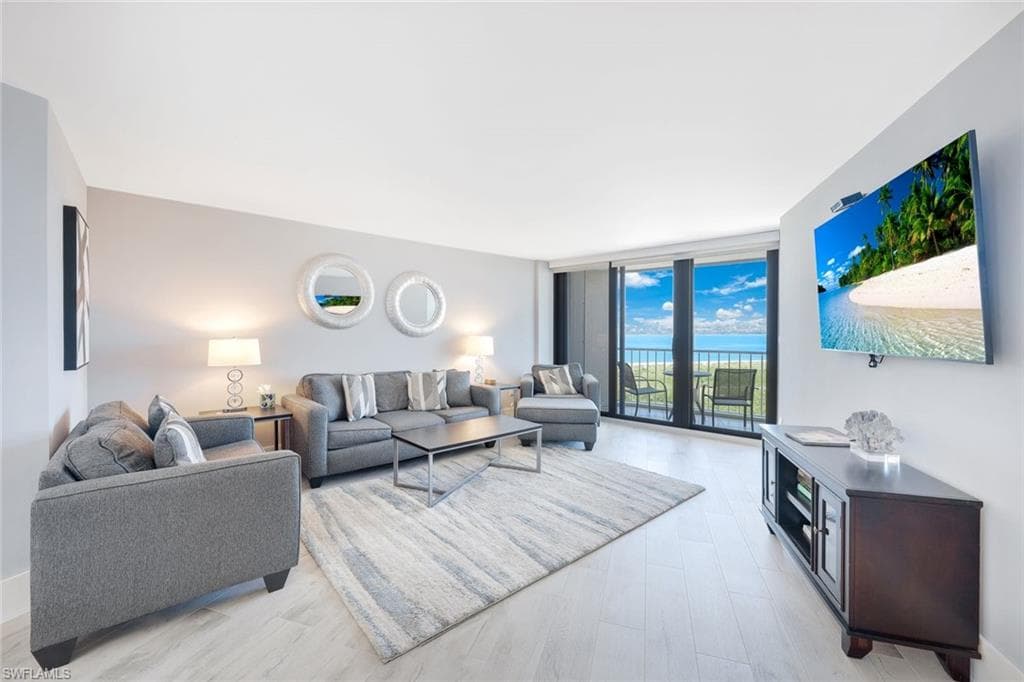 320 Seaview Ct 1801, Marco Island, FL 34145-6