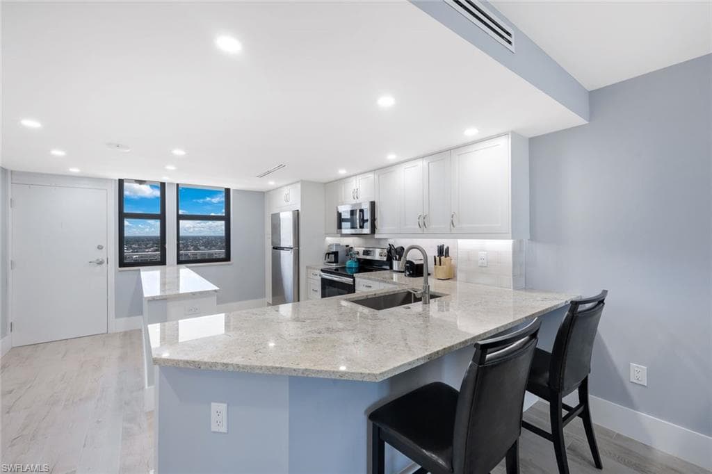 320 Seaview Ct 1801, Marco Island, FL 34145-8