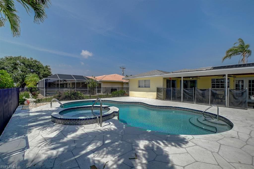 5306 2nd Ave, Cape Coral, FL 33914-2