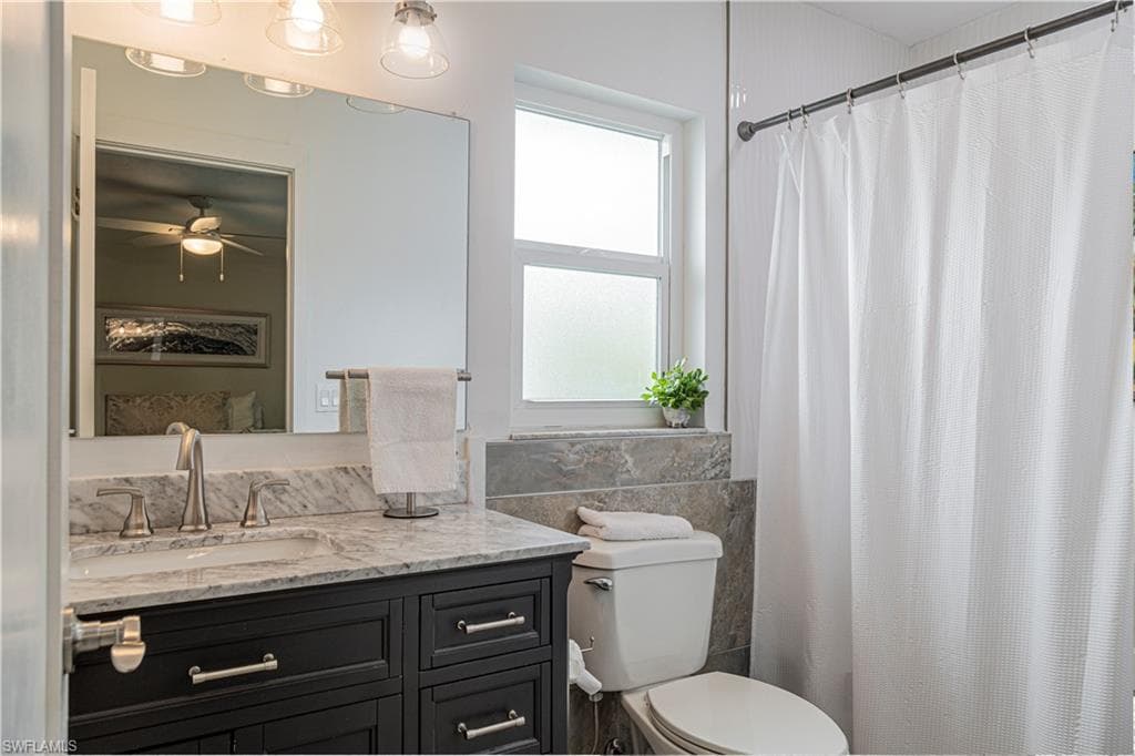 742 99th Ave N, Naples, FL 34108-15