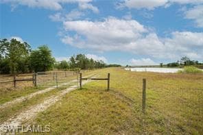 /property-images/224051192-2.jpg