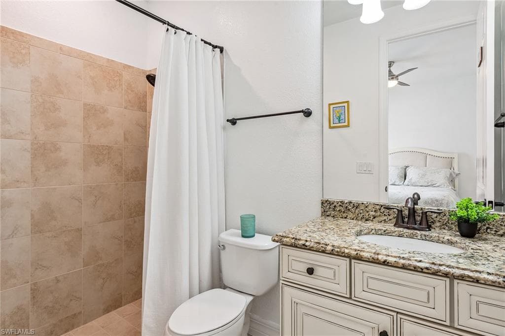 2834 Aviamar Cir, Naples, FL 34114-23