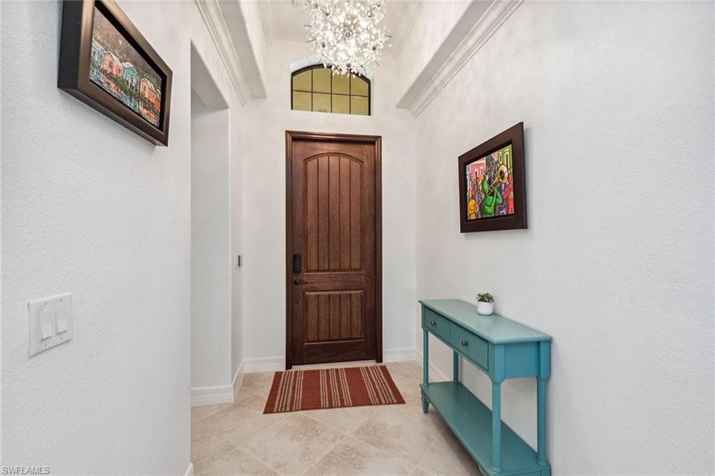 2834 Aviamar Cir, Naples, FL 34114-5