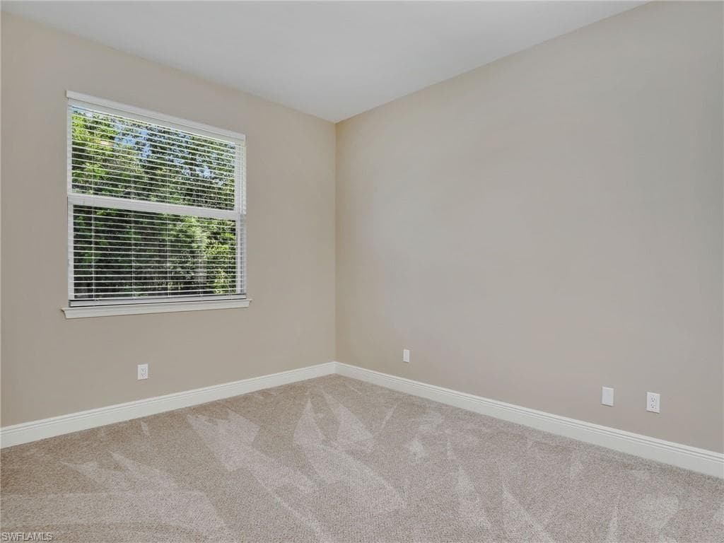 10079 Hidden Pines Ln, Bonita Springs, FL 34135-27