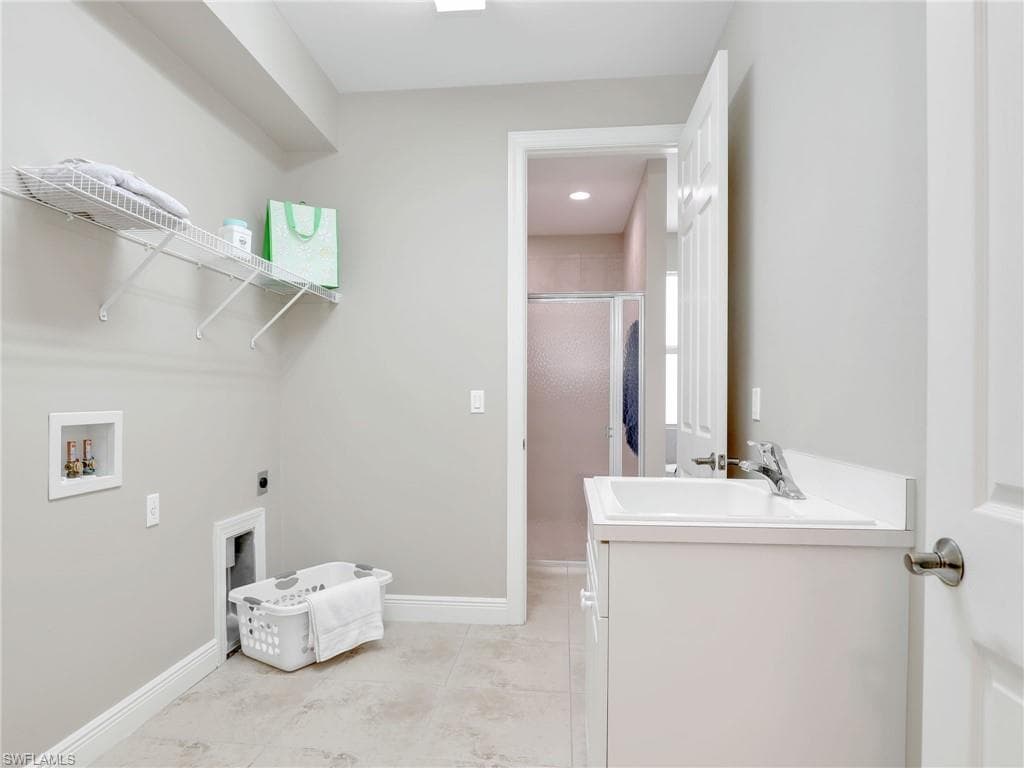 10079 Hidden Pines Ln, Bonita Springs, FL 34135-32