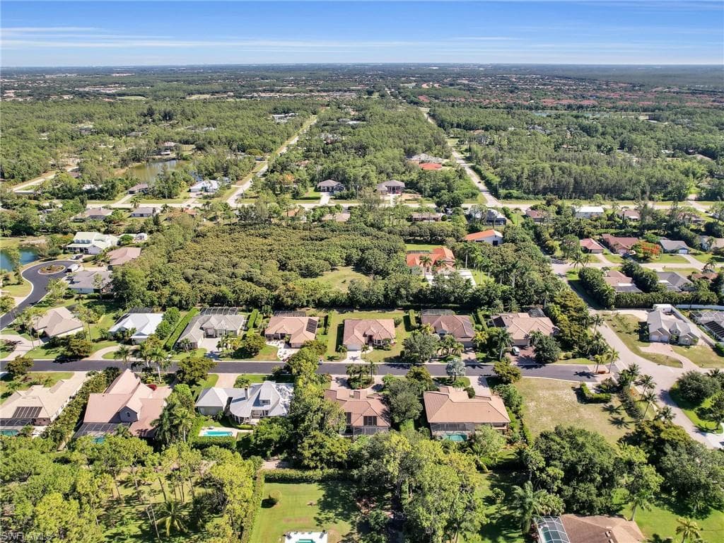 10079 Hidden Pines Ln, Bonita Springs, FL 34135-7