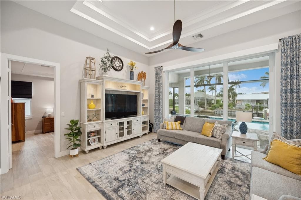 1641 Orleans Ct, Marco Island, FL 34145-9