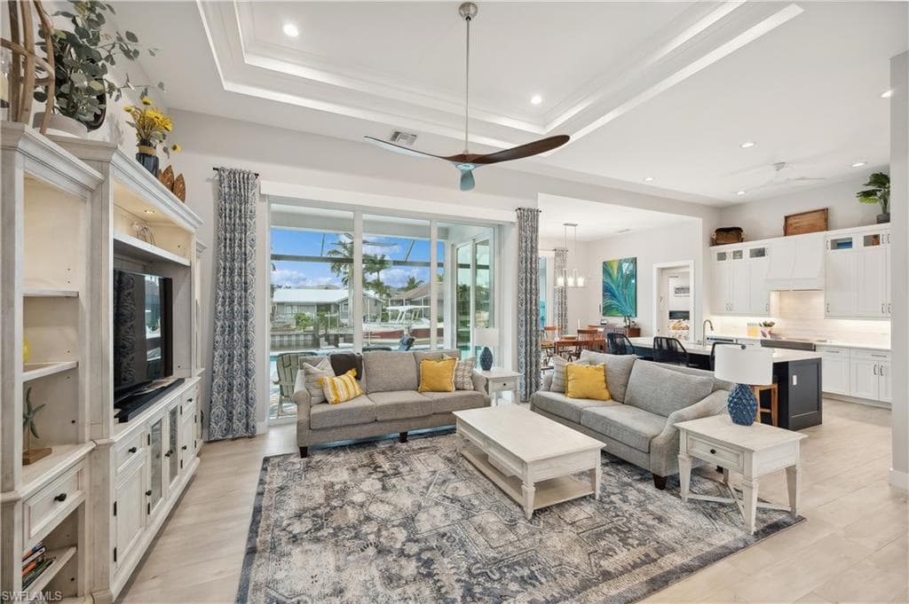 1641 Orleans Ct, Marco Island, FL 34145-10