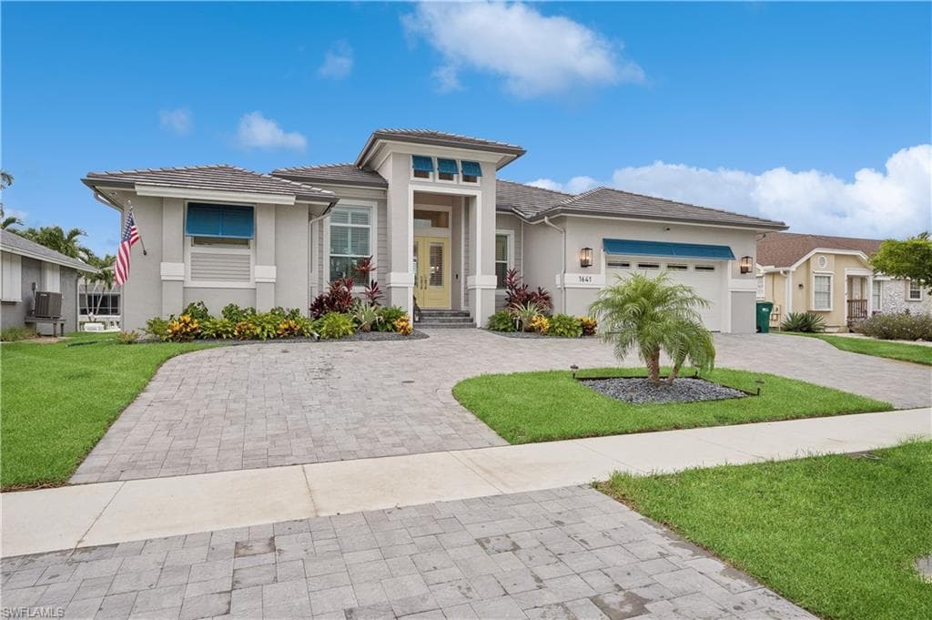 1641 Orleans Ct, Marco Island, FL 34145-2