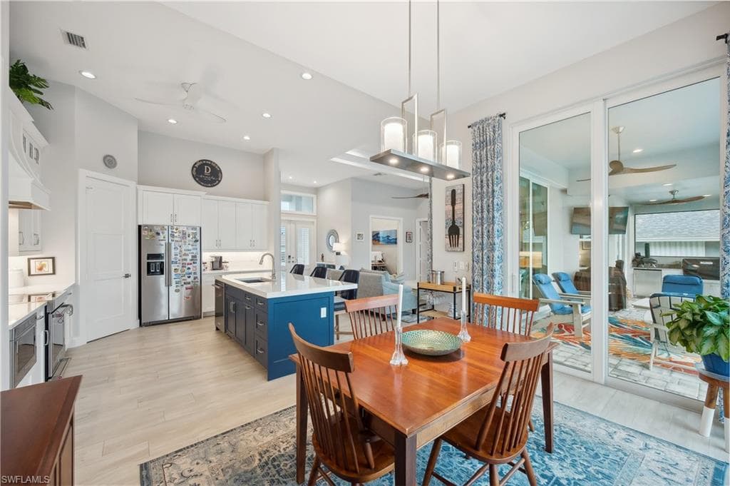 1641 Orleans Ct, Marco Island, FL 34145-30