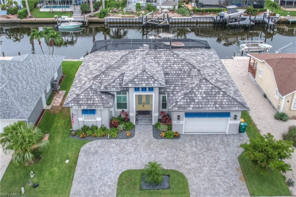 1641 Orleans Ct, Marco Island, FL 34145-34