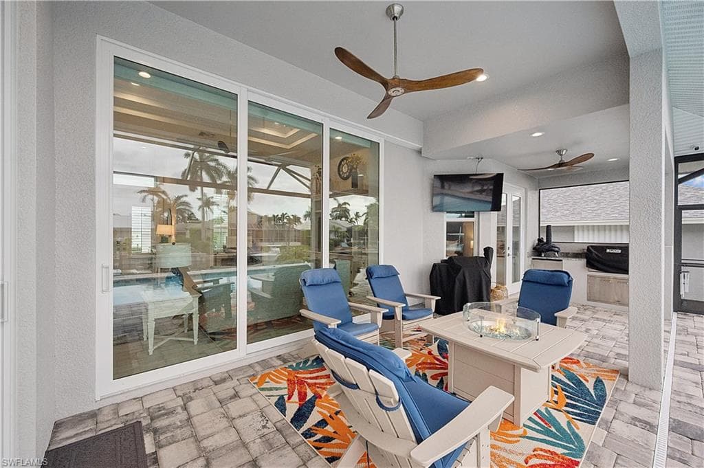 1641 Orleans Ct, Marco Island, FL 34145-35