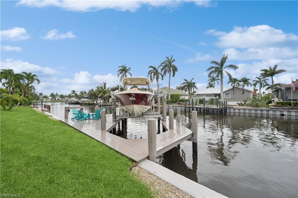 1641 Orleans Ct, Marco Island, FL 34145-38