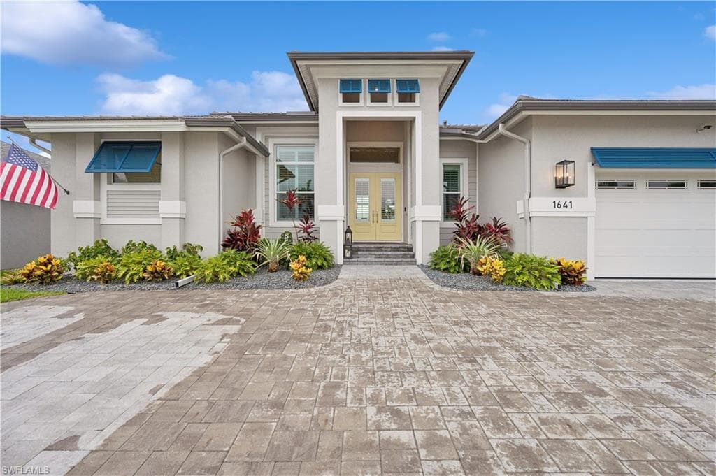1641 Orleans Ct, Marco Island, FL 34145-3