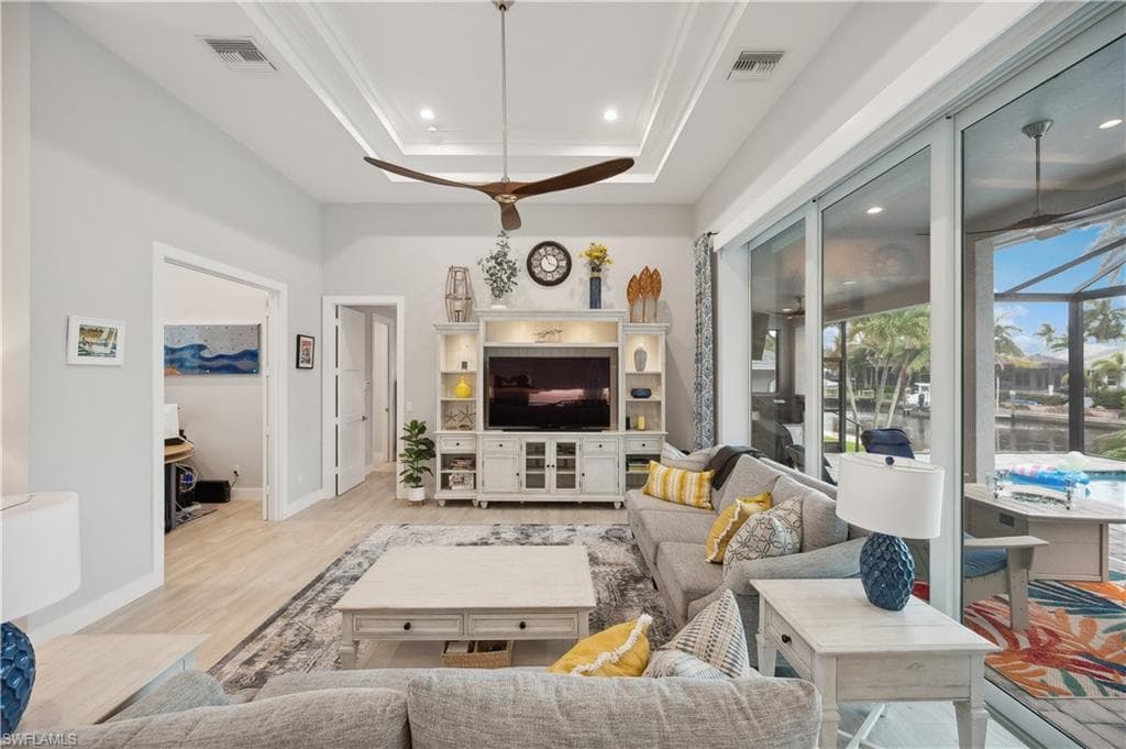 1641 Orleans Ct, Marco Island, FL 34145-49